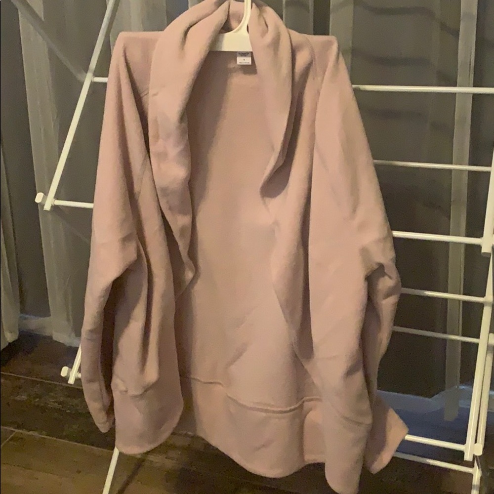 Active wear wrap